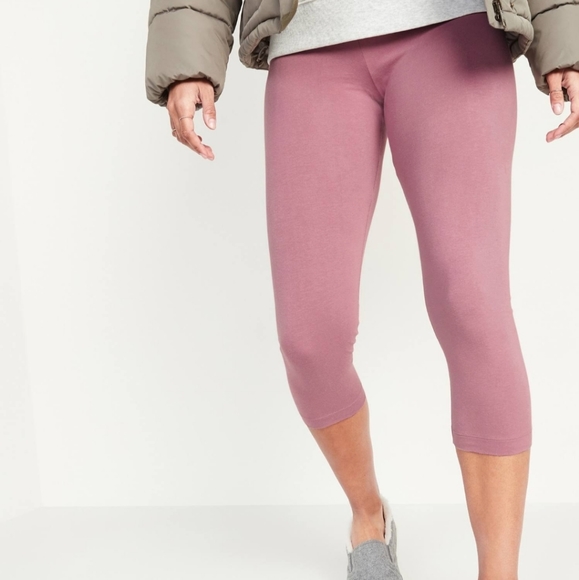 Velocity Women's High Rise Capri Length Leggings - Picture 1 of 13